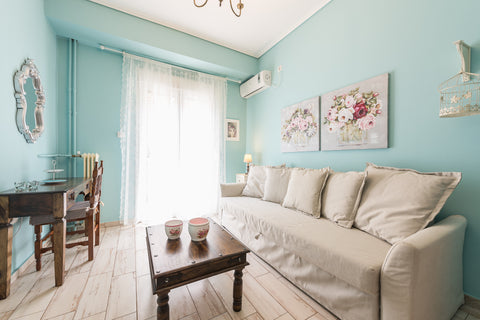 Beautiful bright apartment in country style, both romantic and cozy. There are 2 Athens, Attica, Greece Zenios Hercules - Stylish apartment near Acropolis Entire rental unit vacation rental 14941906