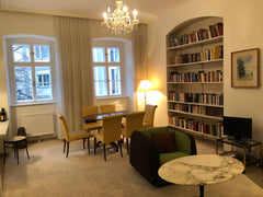 Die kleine, kuschelige neu renovierte Altstadt-Wohnung liegt in einer ruhigen Ec  Ruhelage in der Wiener Innenstadt Entire rental unit vacation rental 30277800