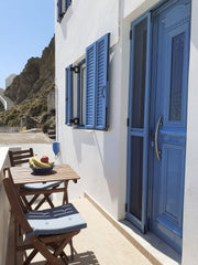My house is 43 sq.m  two-level traditional Cycladic house, on the top of the old Athens, Greece Serifos-Chora-Castle   *Triada's* Cycladic home vacation rental 37106947
