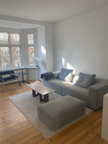 Entire apartment with 3 rooms. Located central at Frederiksberg. Lovely and quie Frederiksberg, Denmark Beautiful apartment w/ 3 rooms at Frederiksberg Entire condo vacation rental 611467450186282407