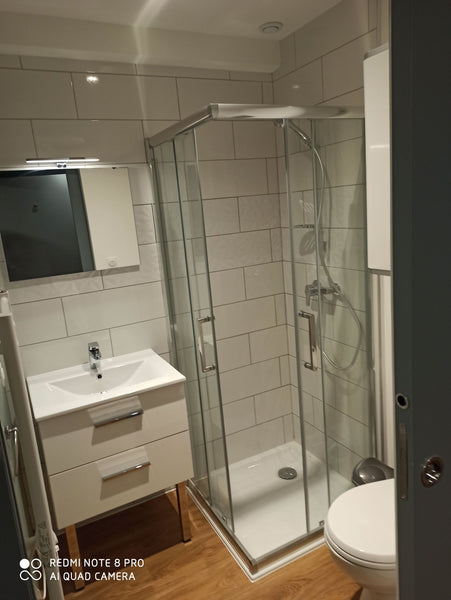 Superbe studio neuf avec cuisine et salle de bain. Entre Monchat et Grange Blanc  NEUF ☀Charmant Appartement Monchat ☀ Entire condo vacation rental 42614802