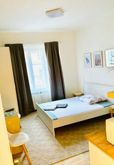 Byt 1+kk, ve 4. patře soukromého činžovního domu. Samostatná koupelna i WC. Byt  Prague, Czechia Ateliery Dejvice 4 Entire rental unit vacation rental 48678919