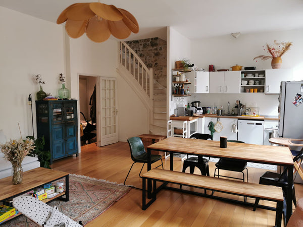 Situé en plein cœur des chartrons, ce logement familial est a 100m du jardin pub Bordeaux, France Bel appartement familial, cœur des chartrons Entire rental unit vacation rental 604199956484770969