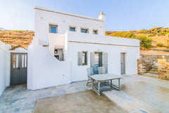 Traditional renovated house in Triantaros Tinos with a large veranda that allows  Triantaros  Familly house Cycladic home vacation rental 25424076