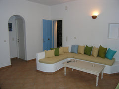 <b>The space</b><br />The holiday home is situated in Paros, in Kantinelies area Kamares Parou, Greece Εξοχική Παραδοσιακή Κατοικία Entire home vacation rental 12355242