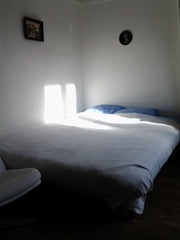 Apartment guaranteed quiet and sunlit (top floor with lift) with double bedroom  Paris, France CENTRE PARIS, QUIET & SUNNY Private room in rental unit vacation rental 3000012