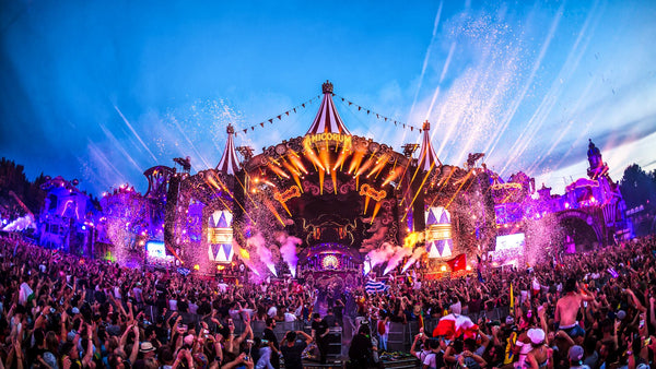 Available for each of the weekend of Tomorrowland 2022 .<br />I will take you fr Antwerp, Belgium Apartment for Tomorrowland with transport! Casa particular vacation rental 573836913332028977