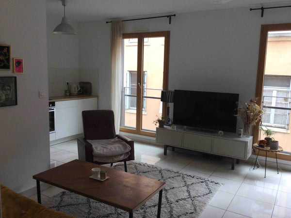 Charmant T2 situé en plein cœur de La Croix Rousse a 2 min du métro C ( deux arr Lyon, France Charmant T2 Lyon Croix Rousse Entire rental unit vacation rental 51483590