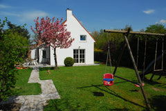 Charmante maison à la périphérie sud de Bruxelles, 130 m2, 4 chambres, 2 sdb, cu Brussels, Belgium Grande Maison avec jardin / Sud de Bruxelles Entire home vacation rental 16370312