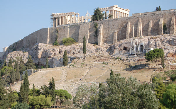 Ευχάριστα χρώματα και ζωγραφικές πινελιές με άρωμα Ελλάδας, στον πεζόδρομο της ο GR Colors of Acropolis Entire rental unit vacation rental 23823994