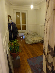 Jolie chambre (15m2) disponible dans mon appartement (45m2) situé au métro Porte Paris, France Room in Porte de Clignancourt Private room in rental unit vacation rental 9956659