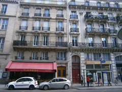 Ideal Location in the heart of central Paris, near The LOUVRE<br />30 meters to  Paris, France Near LOUVRE, Historic Center of Paris, Quiet, Wifi Entire rental unit vacation rental 21733690