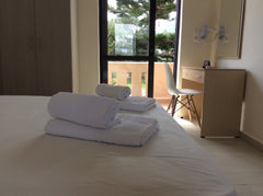 NICE AND SUNNY ROOMS WITH PRIVATE WC AND FULLY EQUIPPED KITCHEN IN THE MAIN ROAD Rethimnon, Greece ELENA ROOMS Private room in serviced apartment vacation rental 10239921
