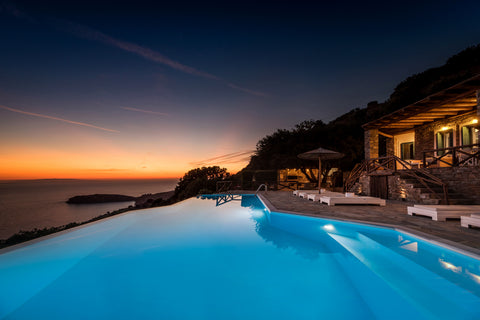 A secluded villa with private infinity-type Jacuzzi swimming pool that comfortab  Etoile De Mer Villa: The Star of your Holidays! Entire cottage vacation rental 21510574