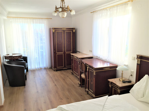 Vienna, Austria Empire style apartment 1 in quiet location Entire rental unit vacation rental 40798659
