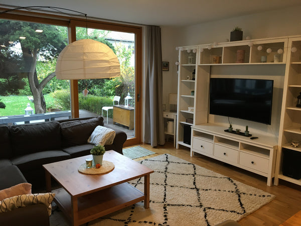 Newly renovated, fully-equipped, 4 bedroom town-house with large terrace and gar Prague, Czechia Townhouse w/ garden minutes to subway and downtown Entire townhouse vacation rental 46873124
