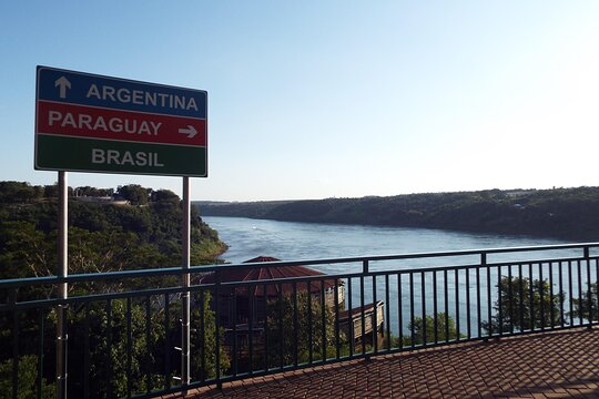 Visit to the historical Landmark of the Three Frontiers with beautiful sunset Private Tours and Travel Guide America Sao Paulo CITY Foz do Iguacu Destination Tour