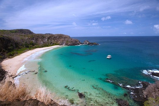 Arrival Private Transfer in Fernando de Noronha  Private Tours and Travel Guide America Noronha CITY Fernando de Noronha Destination Tour