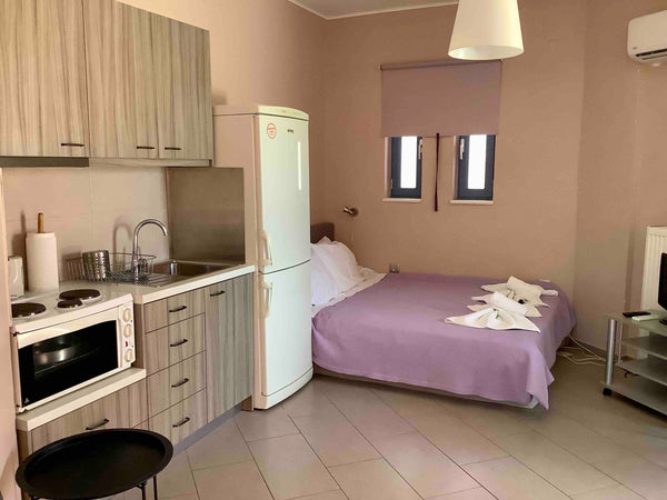Ordinia for 2  is located 5 km from Chania town, in Nerokouros village. It is pa Cambridge, United Kingdom Ordinia for 2 Entire rental unit vacation rental 44112885