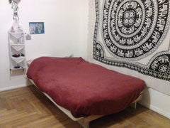 Nice and bright apartment.  2 double beds + 1 sofa-bed. Town centre accessible o  Comfortable flat near the center ! Entire rental unit vacation rental 9664938