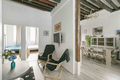 <b>License number</b><br />7510500212457 Paris, France very very very close to Cathedrale Notre Dame! Entire rental unit vacation rental 17938025