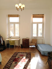 The room is large and bright. It has two beds, desk, 4 chairs, and 2 large windo Vienna, Austria Large classic bohemian Vienna rom:) Private room in rental unit vacation rental 9590762