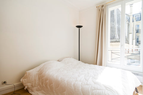 Apartment with 1 bedroom and 1 living room located in the very heart of Paris ne Paris, France One-bedroom flat near Eiffel Tower Entire rental unit vacation rental 1143342