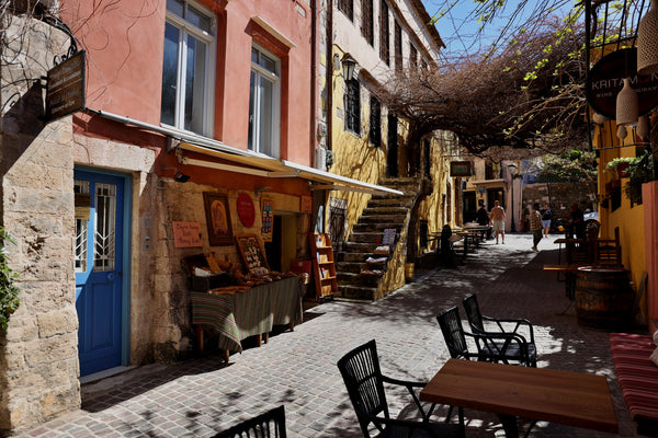 Helianthi is a 40 sq. m. cozy apartment studio in the heart of the picturesque o Rethimnon, Greece Helianthi apartment-studio,Chania Old town Entire rental unit vacation rental 607571714864937402