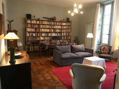Une adresse, l'espace d'un appartement de 120 m2 du 18e siècle, le confort en pl Paris, France Appartement au coeur de Saint-Germain-des-Prés Entire rental unit vacation rental 28778218