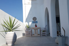 Shiplore is a tribute to the knowledge of the explorers of our earth, the sailor Greece Pebbles Condo; Shiplore Entire condo vacation rental 37086806