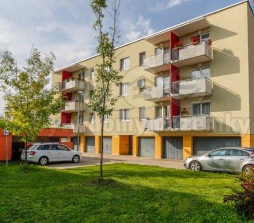 This Airbnb is a family home aimed at traveling parents with young children want United Kingdom Family Apartment with Parking & Train Station Entire condo vacation rental 38068728