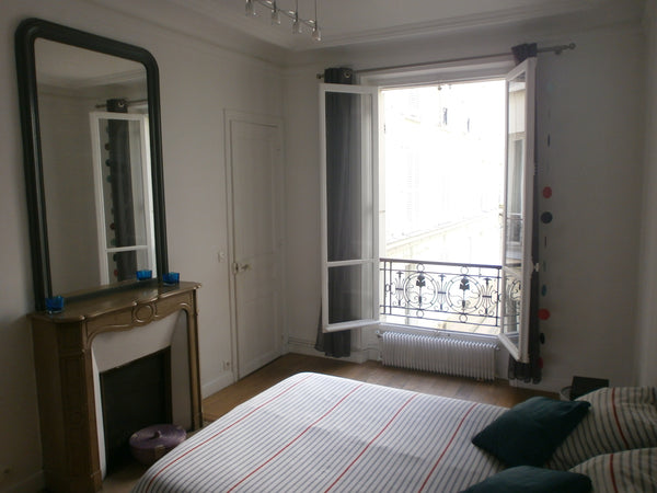 Appartement de 60 m2,situé rue LA FAYETTE proche du canal Saint Martin<br /><br  Paris, France Charmant 3 pièces Entire rental unit vacation rental 3388369