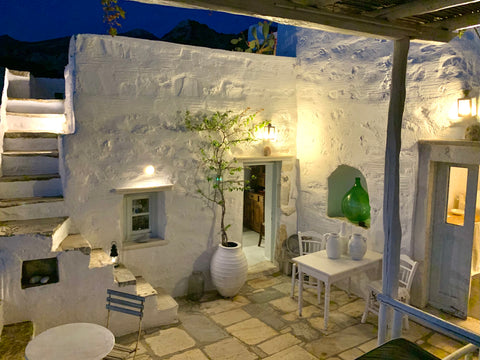 200years old whitewashed cycladic stone house, restored to its original iconic a Athens, Greece restored traditional white house in Naxos Cycladic home vacation rental 5282279