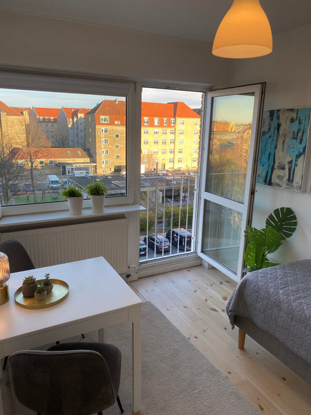 Lovely bright room in apartment with newer kitchen and nice spacious bathroom.<b Copenhagen, Denmark !! Nice room in lovely central placed apartment Private room in condo vacation rental 606484459480669090