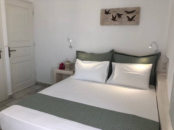 Naxos Dream Oniro studios is a family business in the town with sea view at the  Naxos, Greece Naxos Dream Oniro Studios - Room with sea view Private room in bed and breakfast vacation rental 48992358