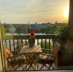 - - Rooms - -<br /><br />Ground Floor:<br /><br />Living room: armchair, exit to Copenhagen, Denmark Vesterbro - Center -lakes - 2 Bedrooms (1442-1) Entire serviced apartment vacation rental 42401121