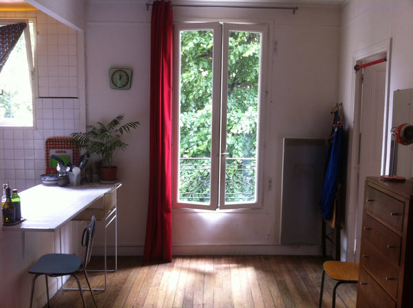 Two rooms apt (33m2), quiet area, overlooking an inner courtyard among trees. Cl Paris, France Beautiful 2 room apt. calm & bright Entire rental unit vacation rental 3287576