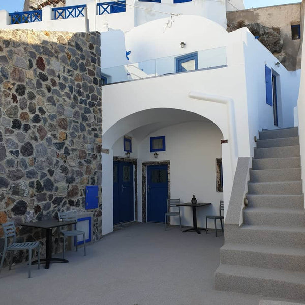 Old Winery Infinity Villa 9 pax<br />Enjoy your stay with your loved ones at the Greece Old Winery Infinity Villa 9 pax Cycladic home vacation rental 550070661600245217