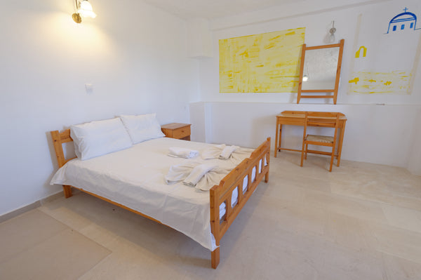 A modern bright apartment for up to 3 people with excellent  views of the sea. A Pitsidia, Greece Apartment 2 Entire rental unit vacation rental 27842444