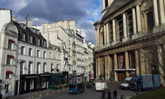 No late check in after 10PM. Fees after 8PM<br />Family Apartment of 55 meter sq Paris, France Family Apartment Louvre Museum Entire rental unit vacation rental 12725526