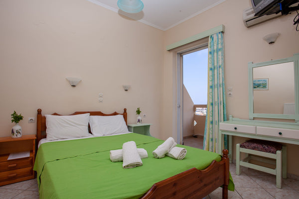 <b>License number</b><br />1041Κ132Κ3080800 Rethimnon, Greece Big and comfortable room 306 Entire condo vacation rental 42750106