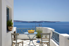 Beautifully built according to the traditional architecture of Santorini, the Su  Allure Breeze Suites-Superior Suite Private room in bed and breakfast vacation rental 43733784