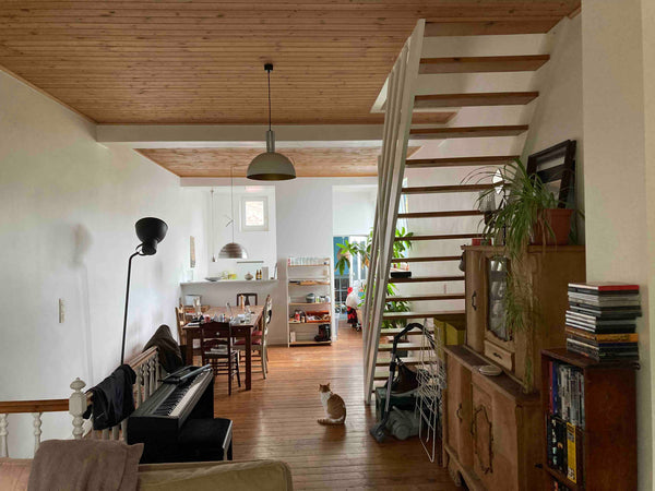 Location longue de préférence. Minimum une semaine. Un logement calme et origina Ixelles, Belgium Maison chaleureuse dans un quartier charmant. Entire home vacation rental 51997603