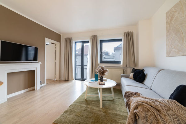 This lovely apartment is filled with natural light. Recently renovated, our loca Brussels, Belgium Sweet Inn | Comfortable 1BR Apt. by the EU Quarter Entire rental unit vacation rental 709173752073893239