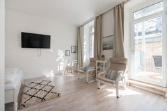 Die gemütlich eingerichteten Wohnungen sind 35 qm groß und verfügen über ein Sch Vienna, Austria Sophienne Apartments - Balcony Apartments Entire serviced apartment vacation rental 26838872