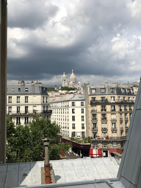 Appartement en plein cœur de Pigalle, vue sur le Sacré Cœur.<br />Parfait pour u Paris, France Appartement Pigalle - Sacré cœur Entire rental unit vacation rental 28682120