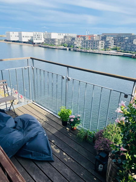Bring the whole family to this great place with lots of room for fun.<br />You w Belgrade, Serbia Lovely 3-bedroom condo with BBQ grill and sea view Entire condo vacation rental 666379787784834599