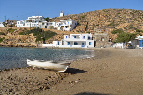 The house is located in the picturesque village of Cheronissos, Sifnos. It consi Athens, Greece Ammos Holiday House Cycladic home vacation rental 21741341