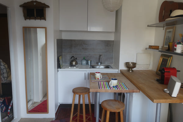 Studio 33m2 très agréable, clair et calme, très bien situé à 5mn à pied de la to Paris, France Studio à 5mn de la Tour Eiffel Entire rental unit vacation rental 9409804