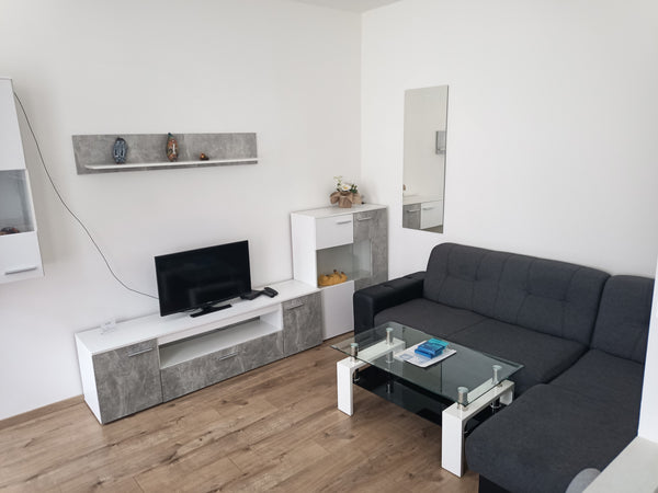 Meine Unterkunft ist gut für Paare, Geschäftsreisende, Familien (mit Kindern) ge Vienna, Austria Apartment No 13 Wien nahe Schönbrunn/Westbahnhof Entire rental unit vacation rental 644590459609359647